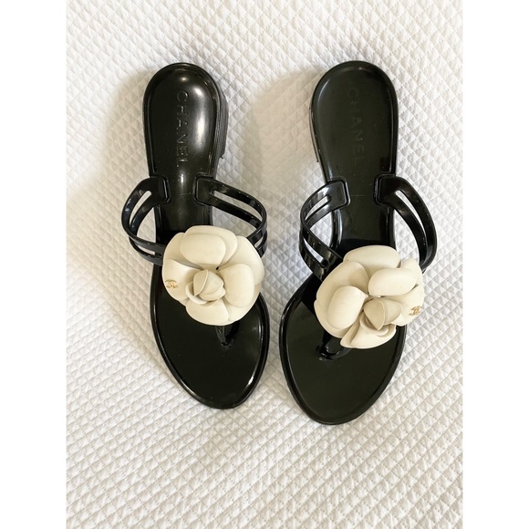 CHANEL CAMELLIA SANDALS Size 37 - Picture 2 of 16
